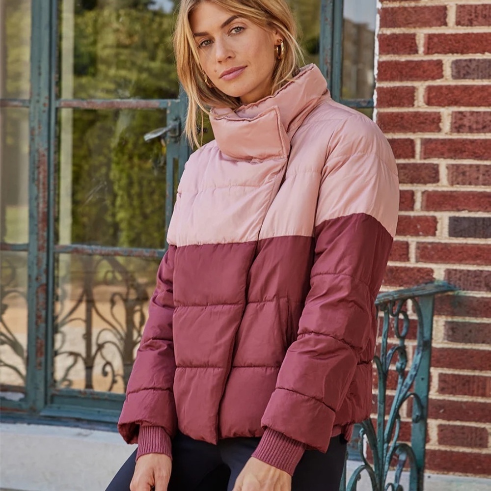 Summersalt The Colorblock Eco Puffer Jacket in Rosewood & Shell